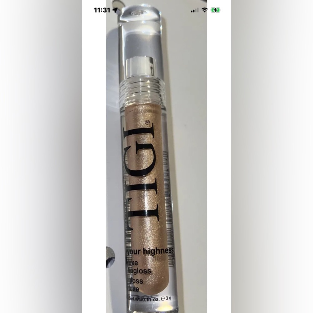 TIGI Superficial Luxe Lipgloss NEW! .11 Lip-Gloss Net Wt oz 3g Your Highness.